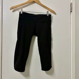 lululemon athletica Kids Black Capri Leggings